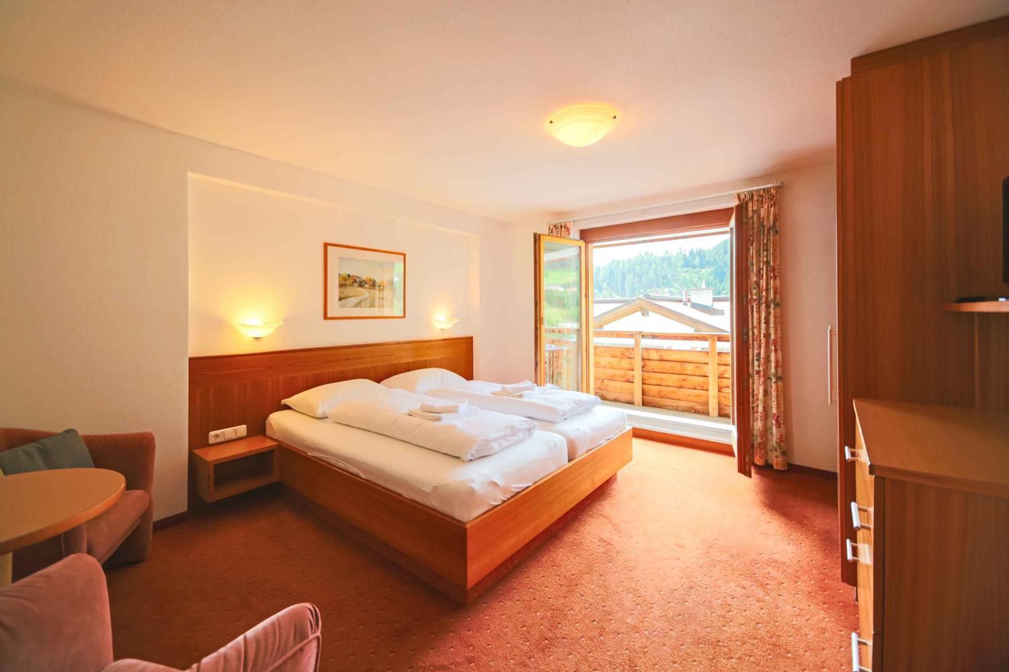 Tirolerhof Hotel Serfaus Cameră foto